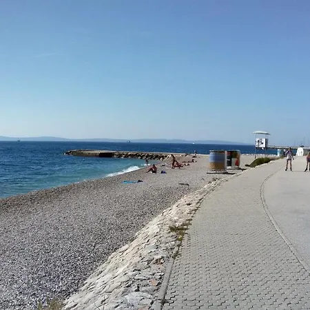 Apartment Lugo Split